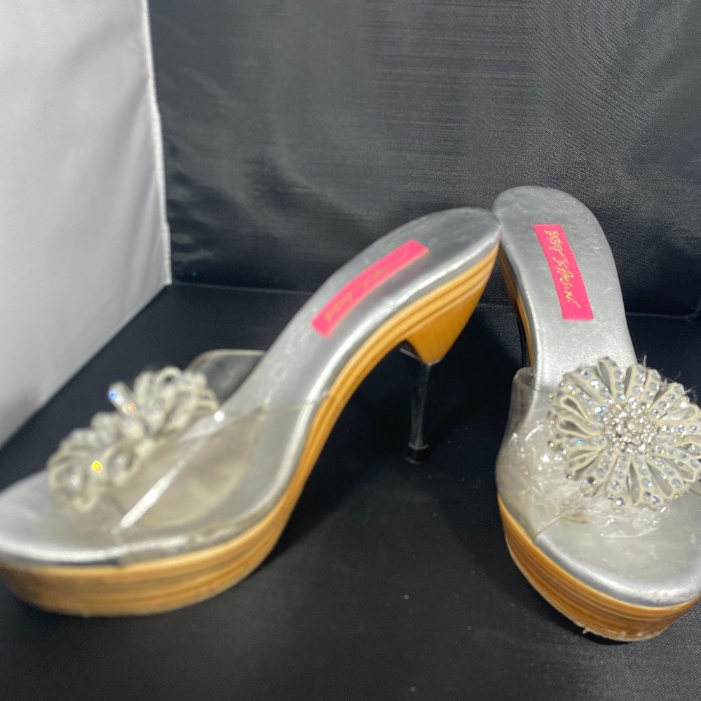 Betsy Johnson Cinderella Slipper